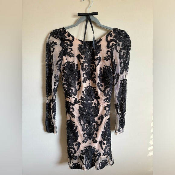 FOR LOVE AND LEMONS San Marcos Nude Black Lace Mini Dress Long Sleeve Small - Picture 3 of 4